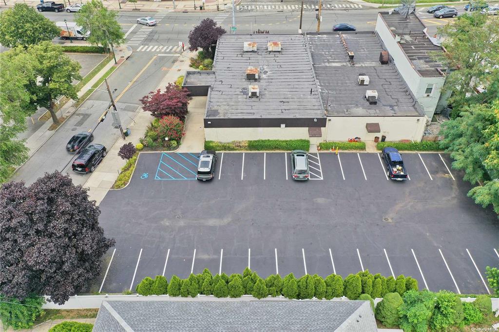 1529 Hempstead