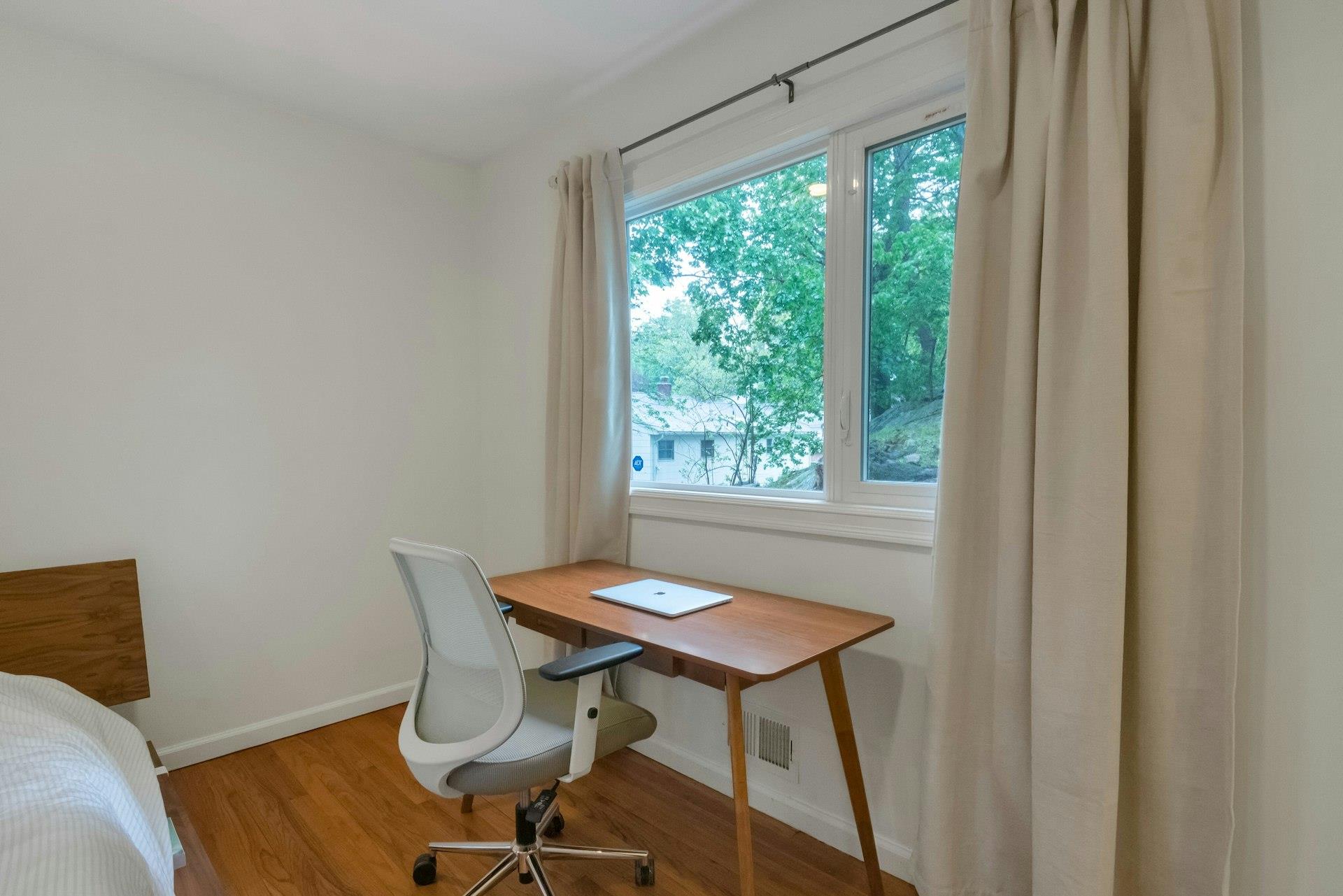 7 Woodbine Terrace, Dobbs Ferry, New York image 9