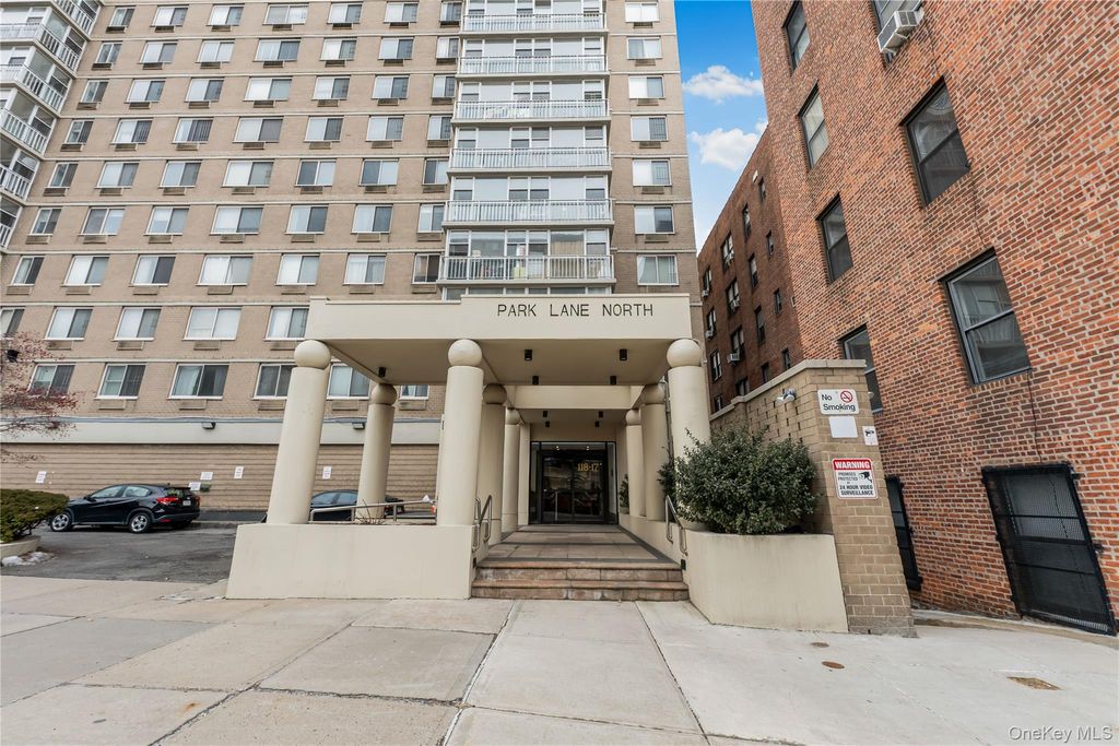 Photo of 118-17 Union Turnpike #15J, Forest Hills, NY 11375 (MLS # 1003557)