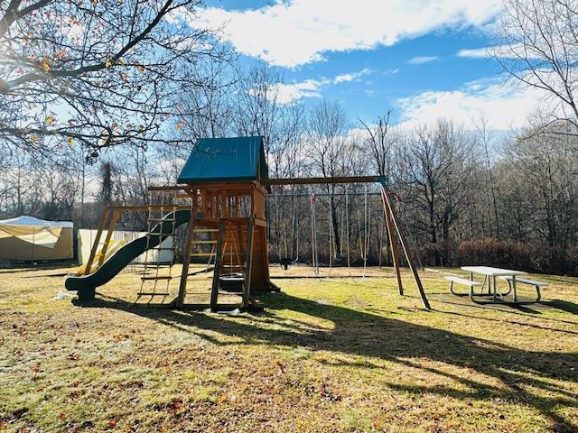 16 Vero Drive, Poughkeepsie, New York image 32