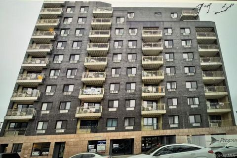 Photo of 70-26 Queens Boulevard #3F, Woodside, NY 11377 (MLS # 931735)