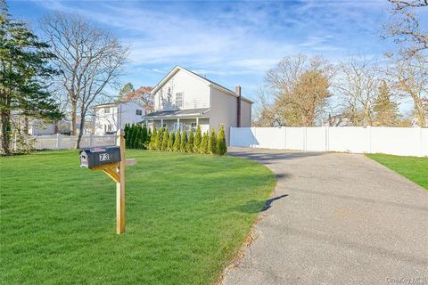 Homes For Rent - 73 Cherry Avenue<br/> Holtsville, NY 11742