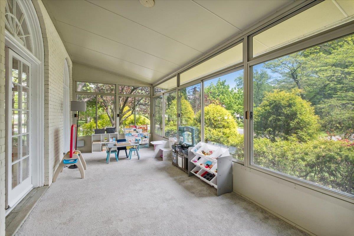 12 Longvue Avenue, New Rochelle, New York image 11