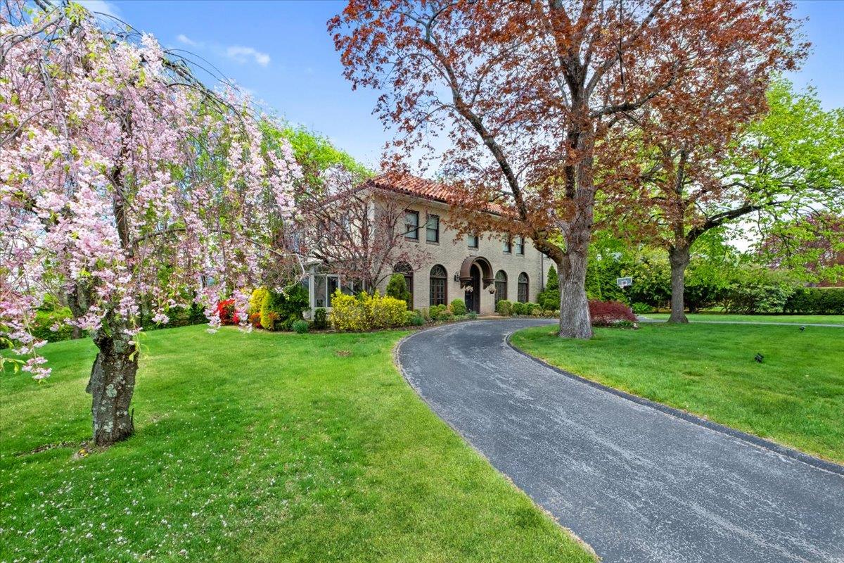 12 Longvue Avenue, New Rochelle, New York image 26