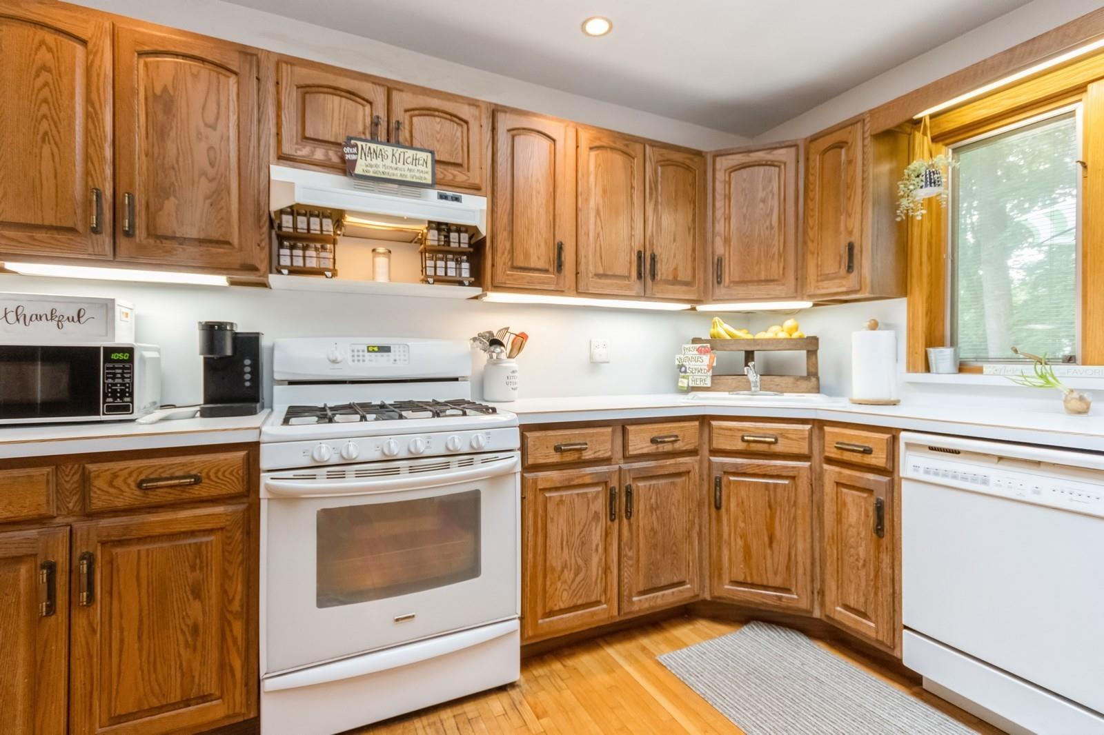 18 Norwood Place, Nanuet, New York image 8