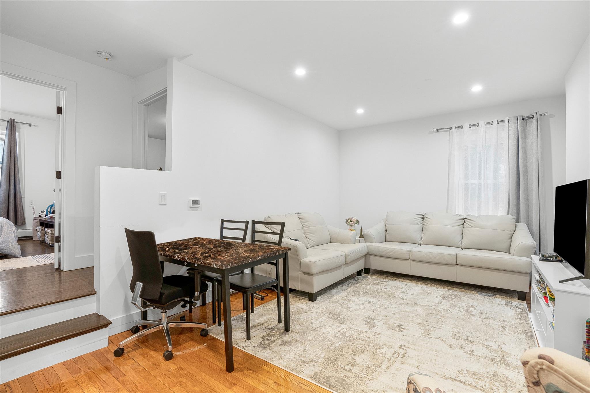 41 AKA 43 Sherwood Avenue