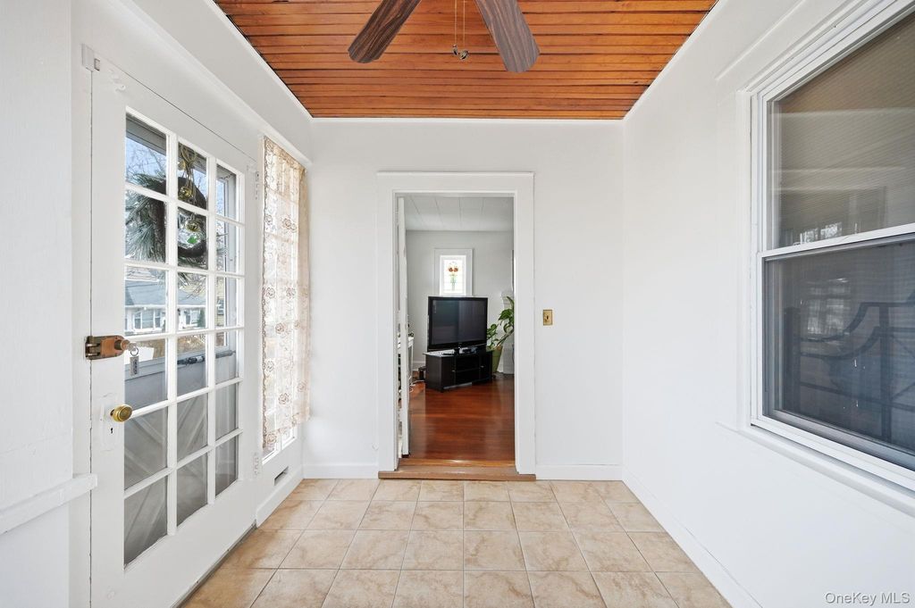 Photo of 62 Washington Boulevard, Mount Vernon, NY 10550 (MLS # 964062)