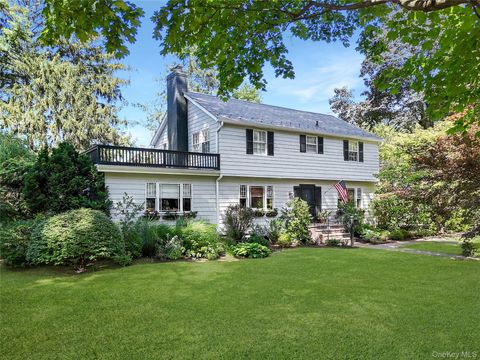 7 Reid Avenue Port Washington NY 11050