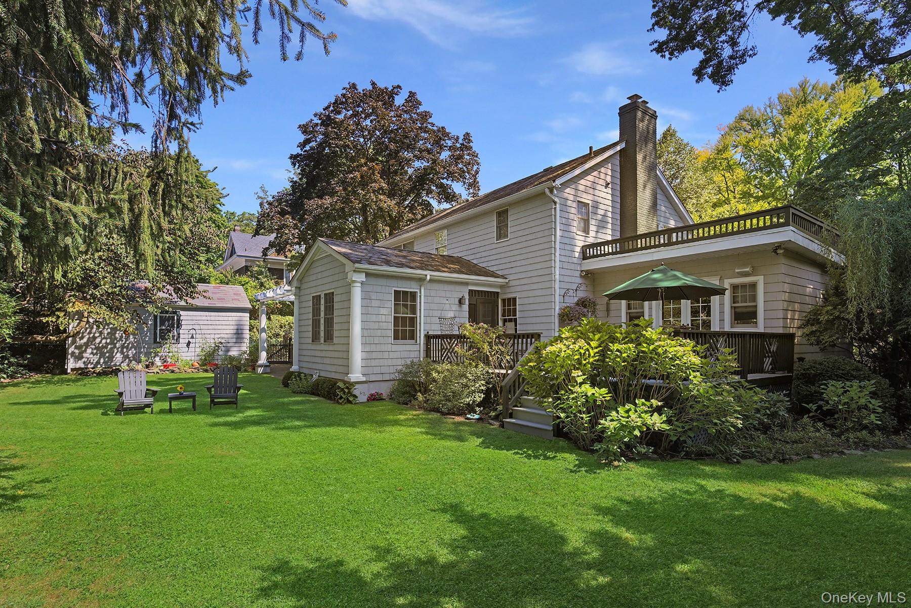 7 Reid Avenue