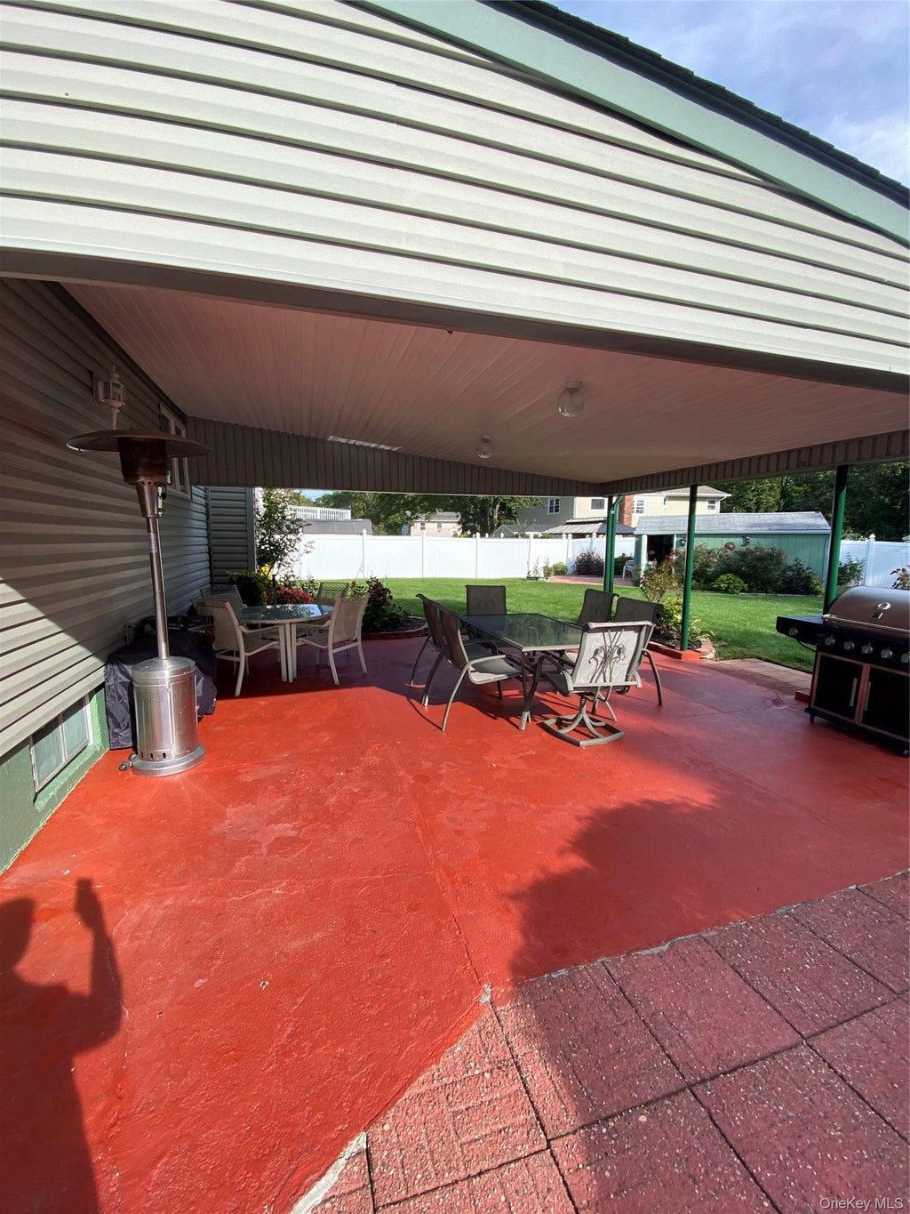 Photo of 22 W Willow Street, Brentwood, NY 11717 (MLS # 1053872)