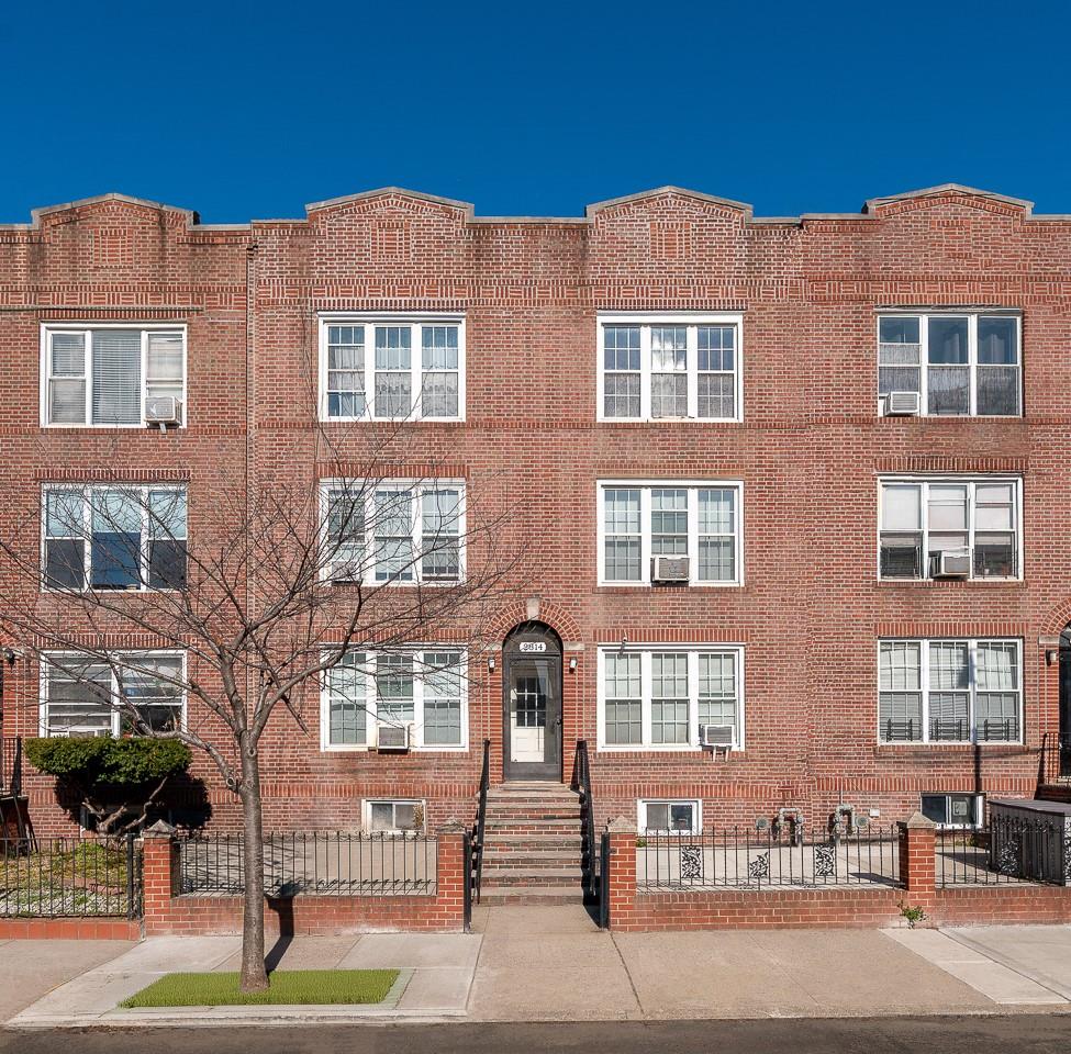 47th Street, Astoria, Queens, NY - 8 Bedrooms  
4 Bathrooms - 