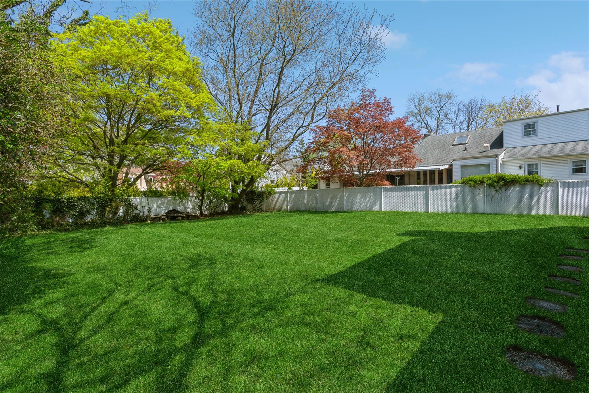 1 Cedar Road, Malverne, New York image 39