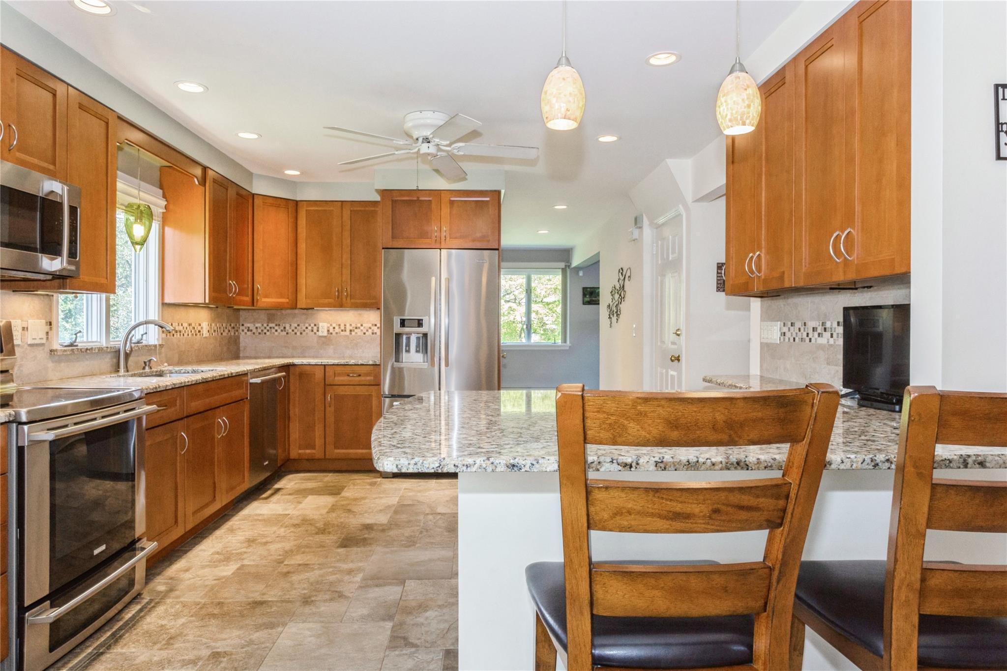1 Cedar Road, Malverne, New York image 4