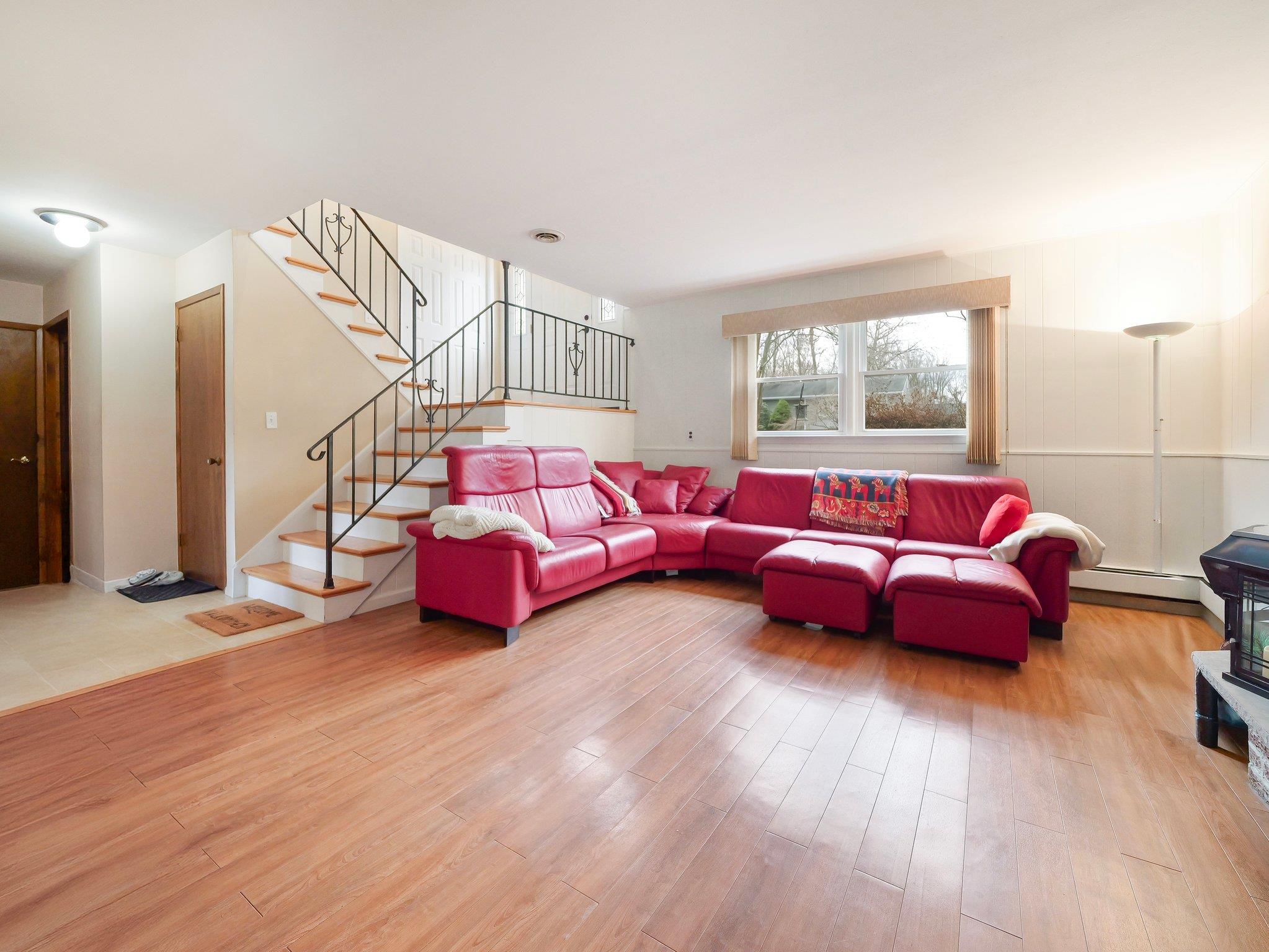 44 Haller Crescent, Spring Valley, New York image 19