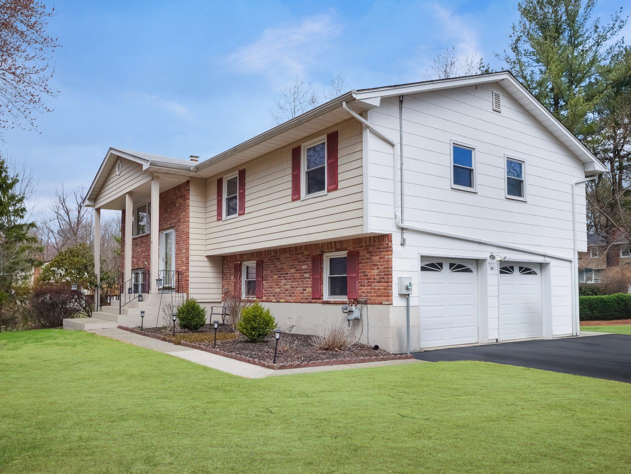 44 Haller Crescent, Spring Valley, New York image 35