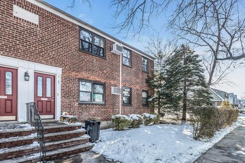 Homes For Sale - 21-47 Utopia Parkway #2<br/> Whitestone, NY 11357