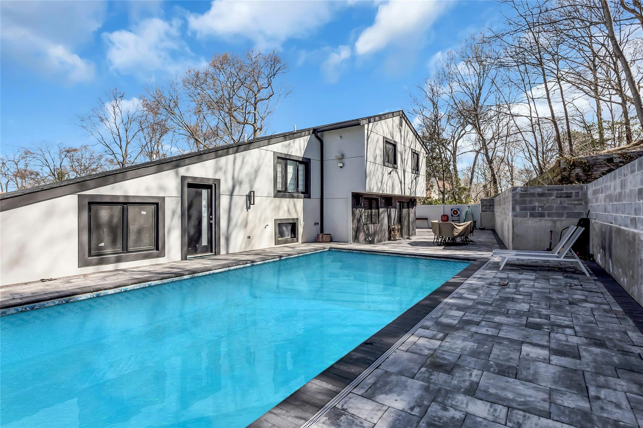 37 Carldon Lane, Hauppauge, New York image 25