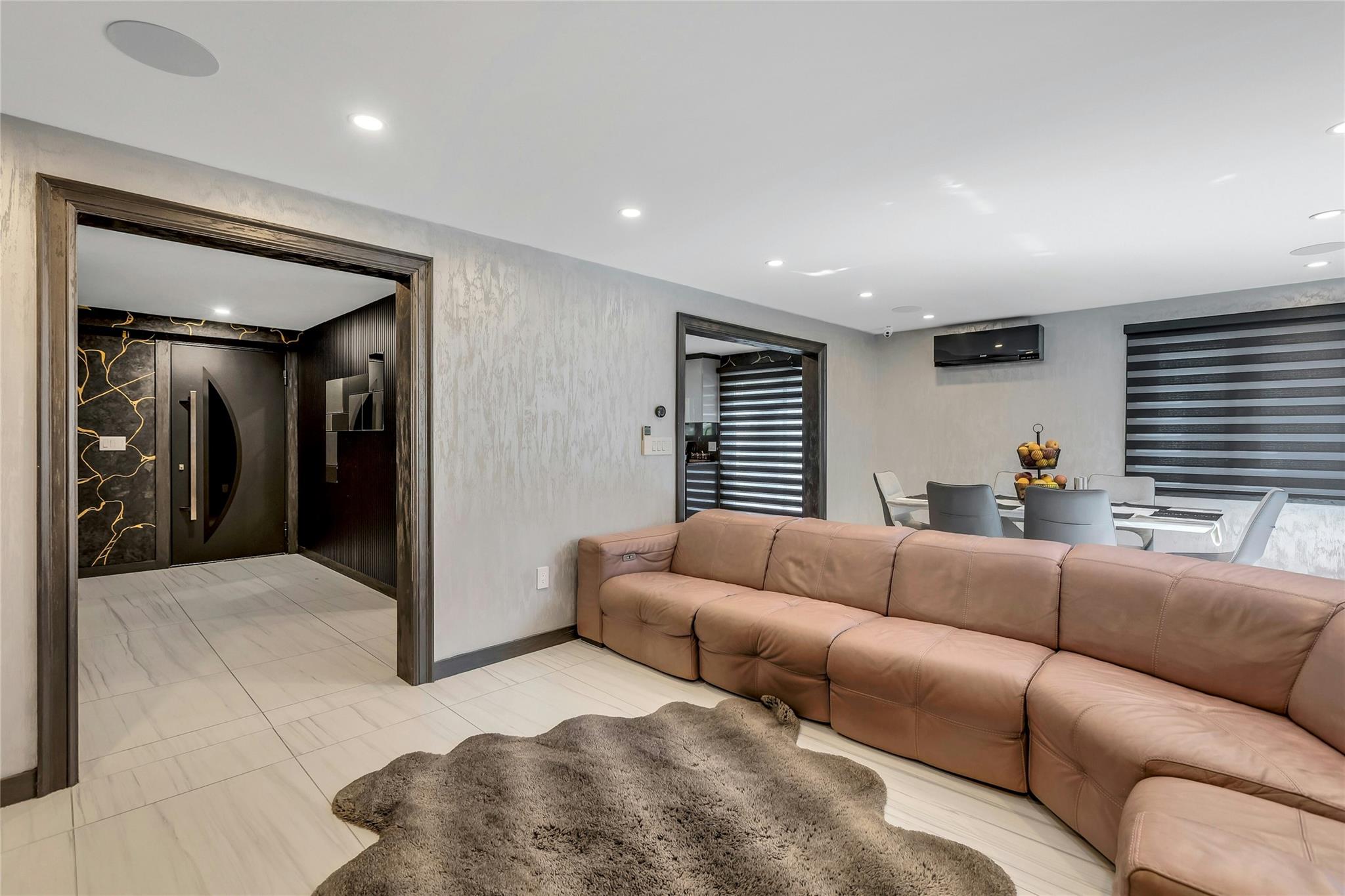 37 Carldon Lane, Hauppauge, New York image 6