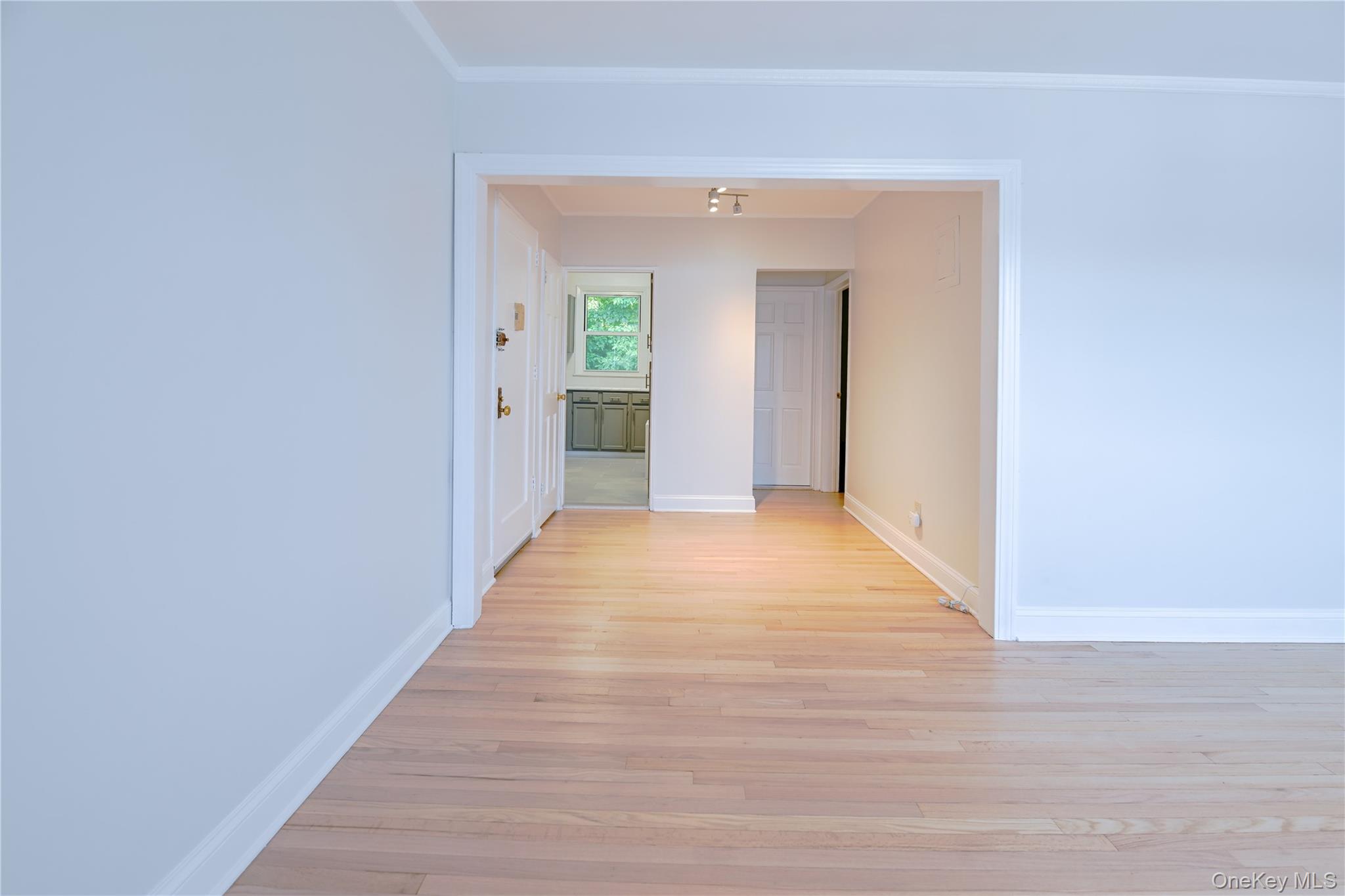 8 Stokes Road 2B