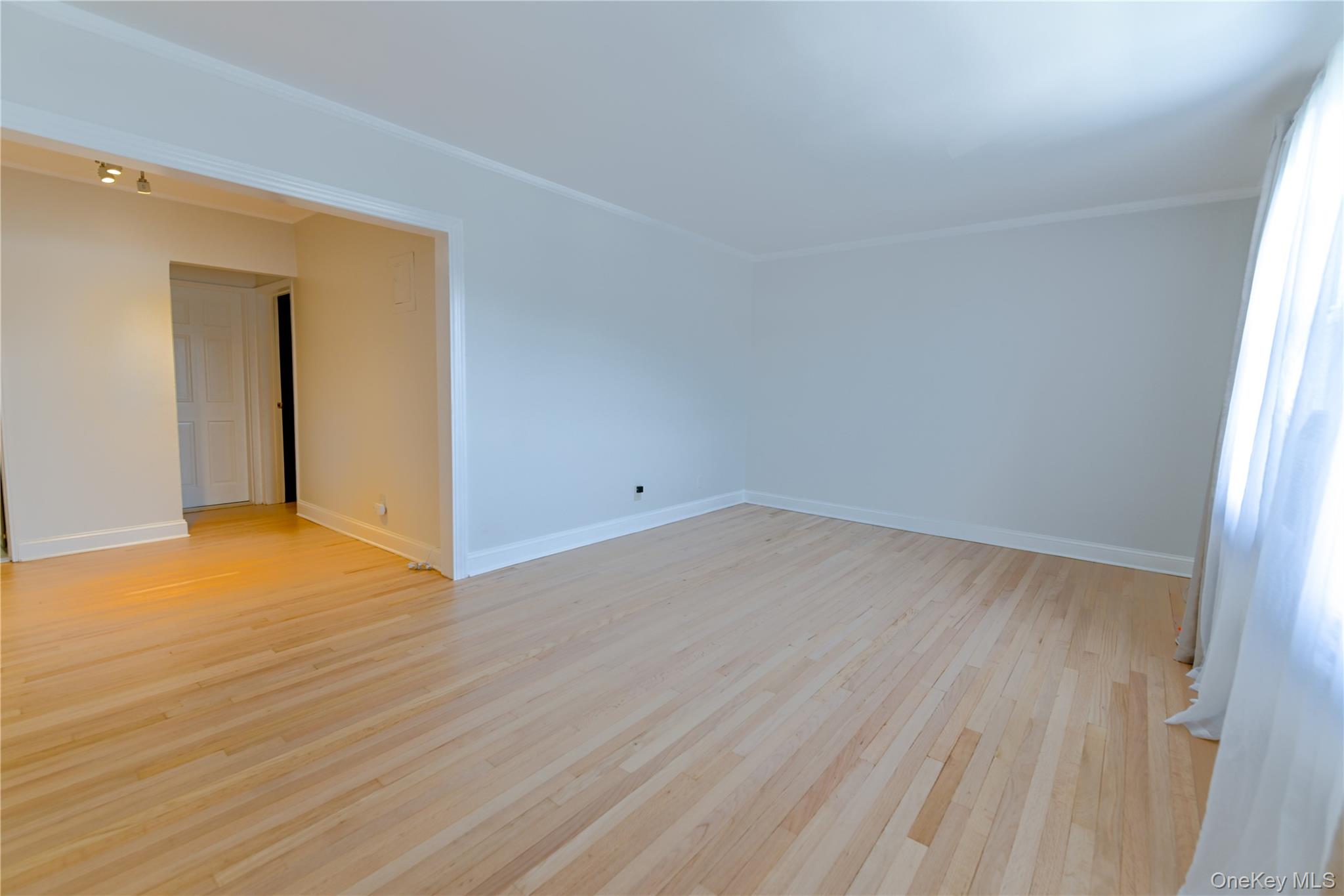 8 Stokes Road 2B