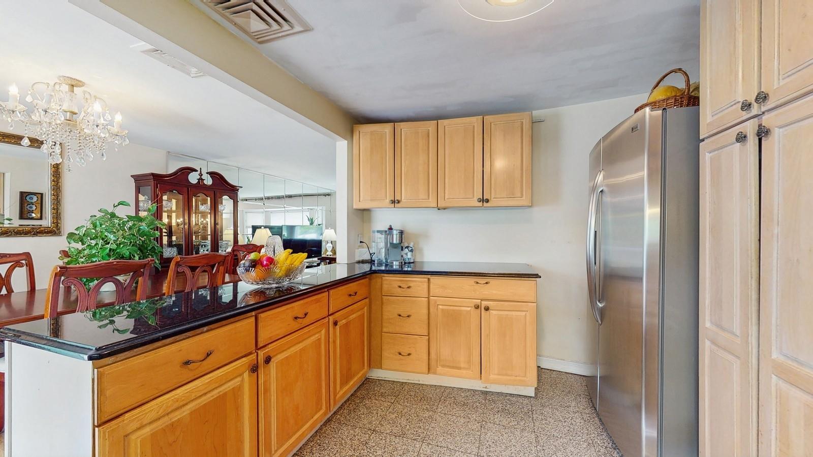 64 Shady Lane, Huntington, New York image 15