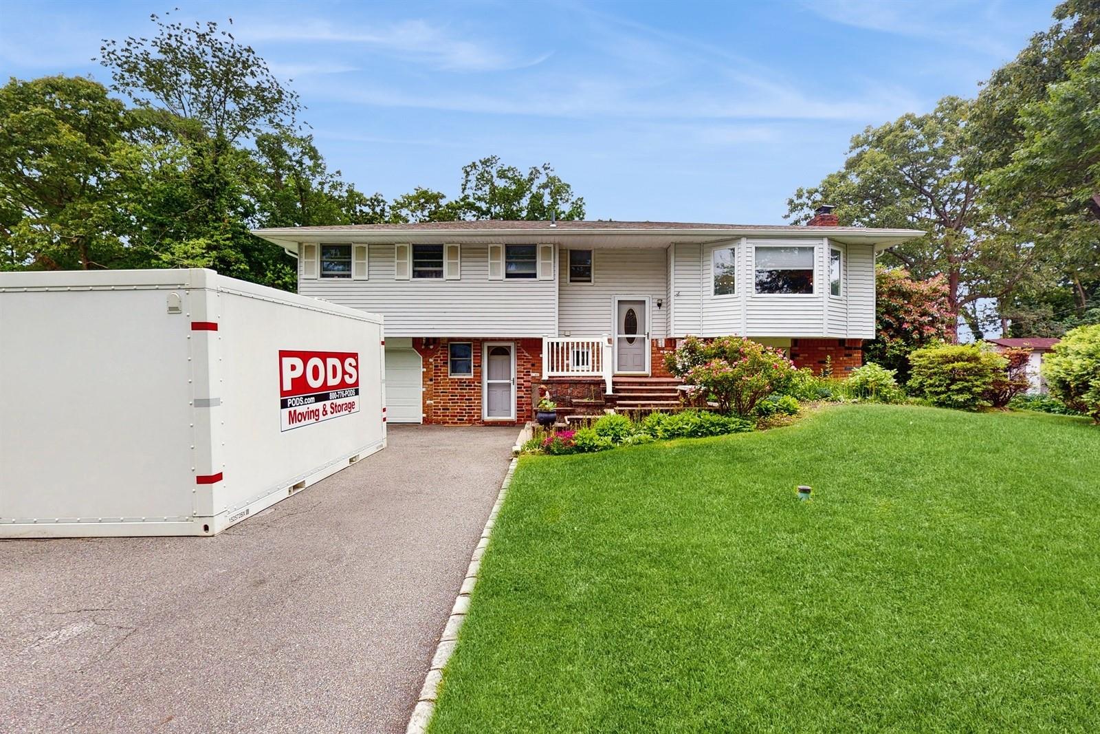 Property for Sale at Shady Lane, Huntington, Hamptons, NY - Bedrooms: 5 
Bathrooms: 3  - $799,999