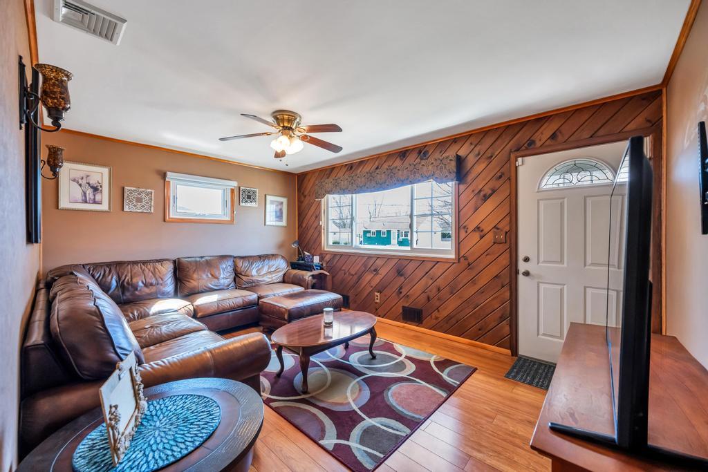 34 Morning Drive, Centereach, New York image 14