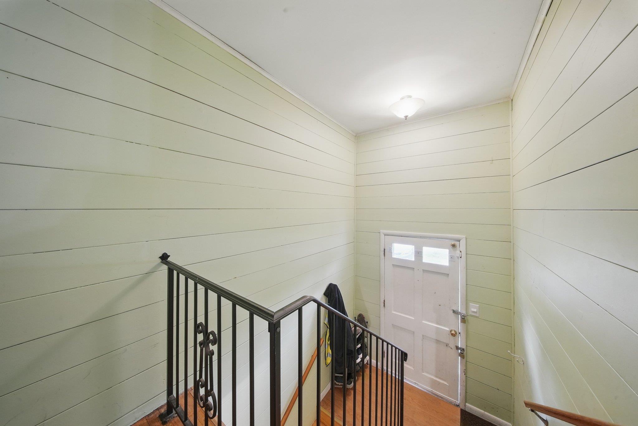 109 Long Lane