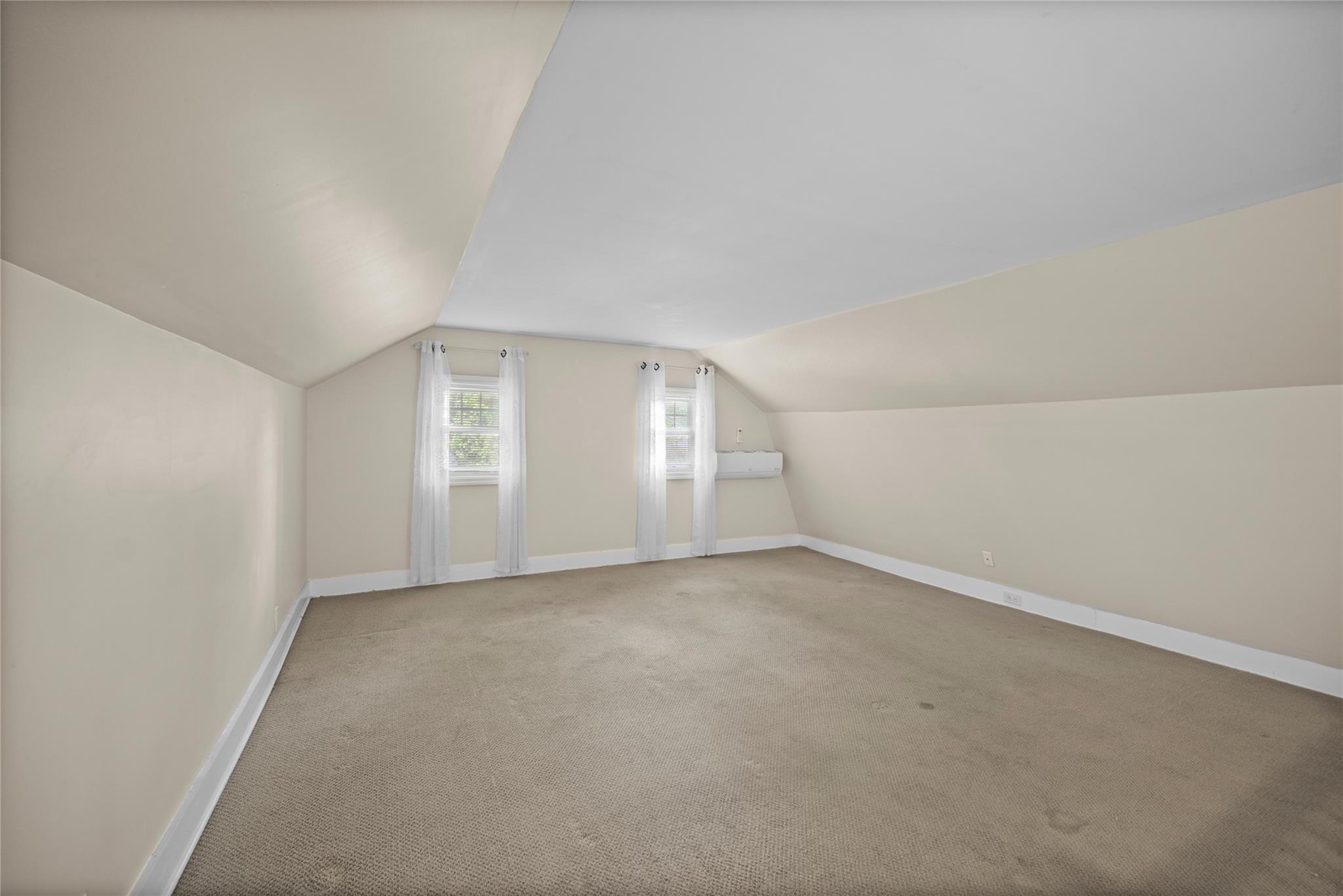 26 Crane Avenue, White Plains, New York image 24
