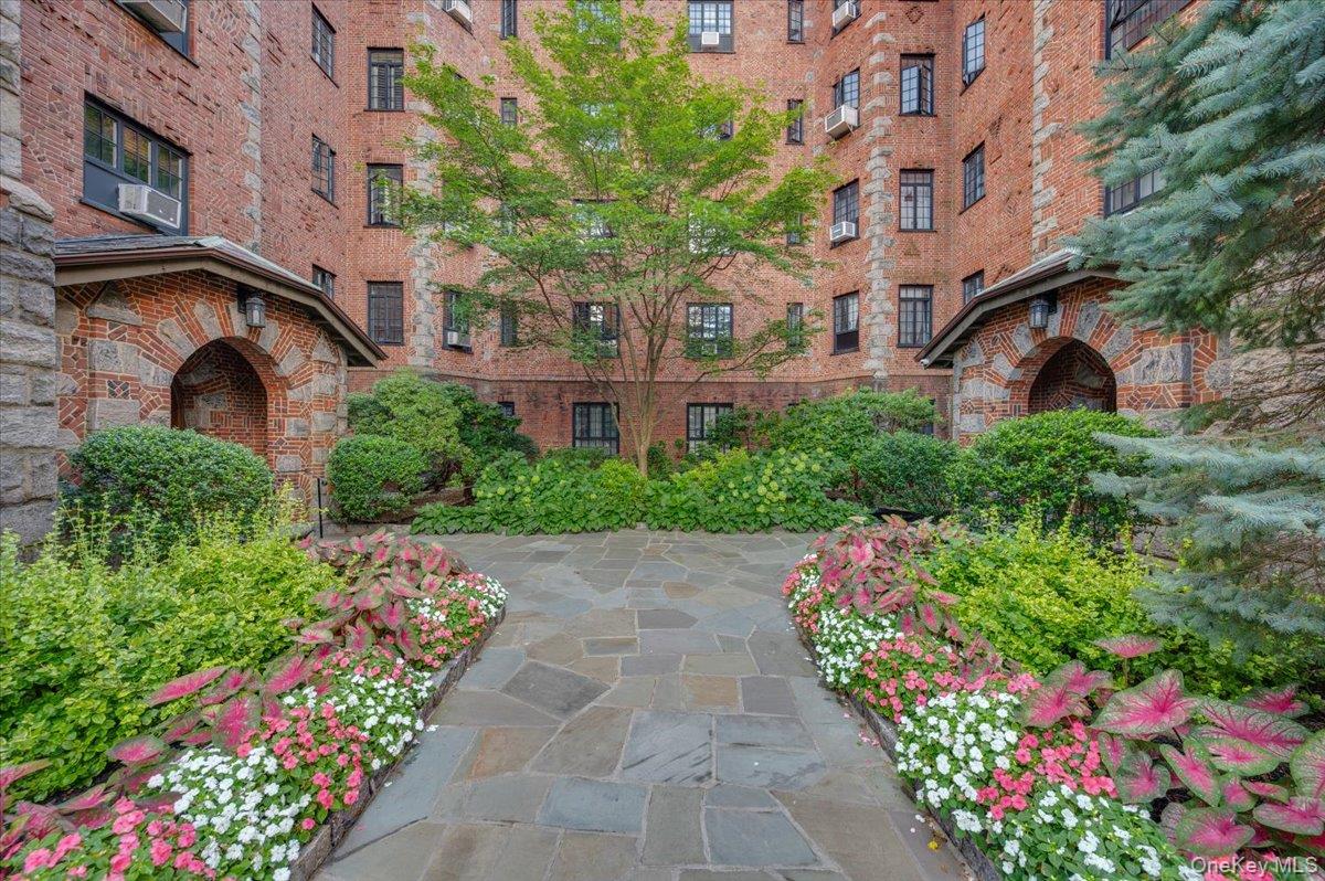 45 Pondfield Road W 4C