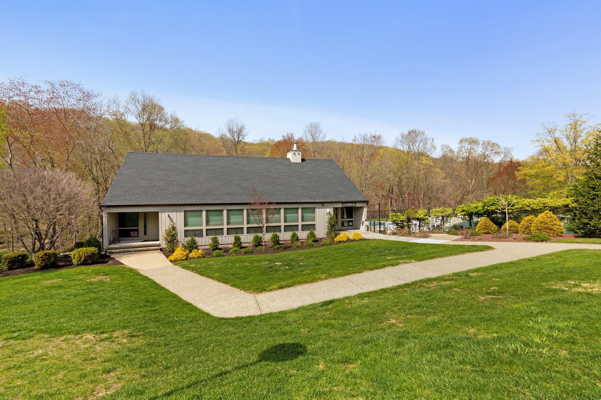 53 Driftwood, Somers, New York image 29