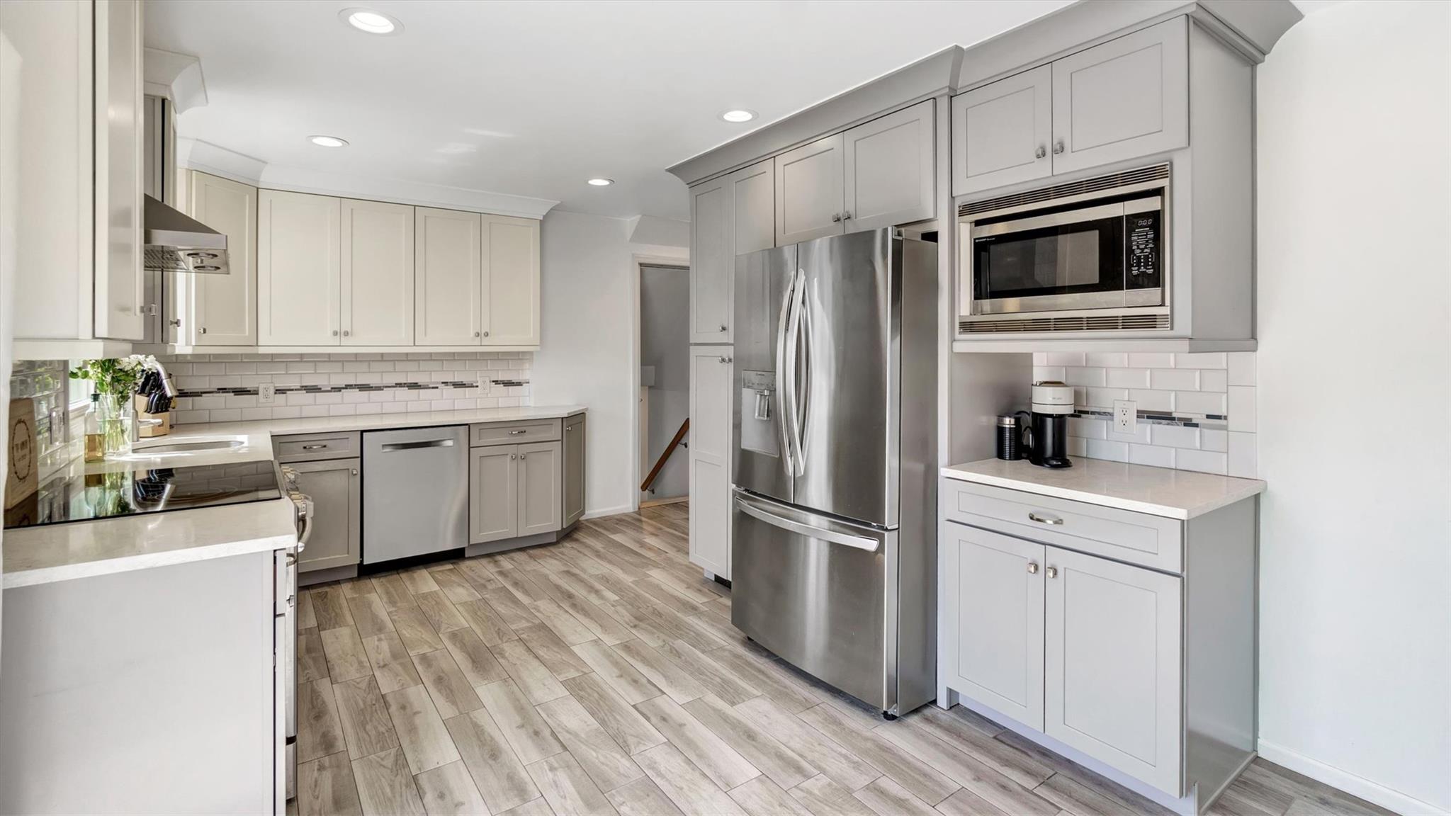 270 Lincoln Avenue, Island Park, New York image 9