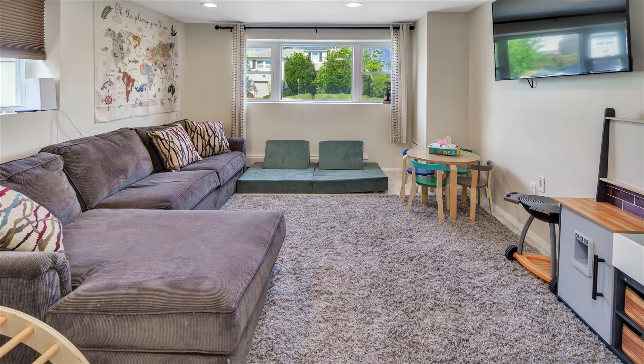 270 Lincoln Avenue, Island Park, New York image 15