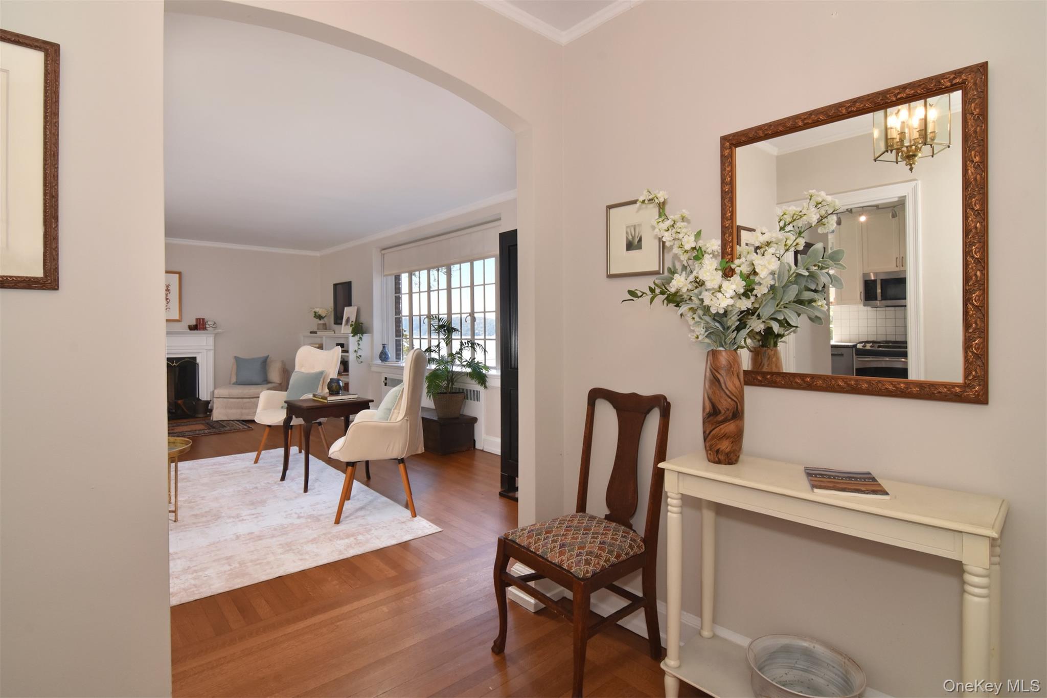 100 Ardsley Avenue West 2-K