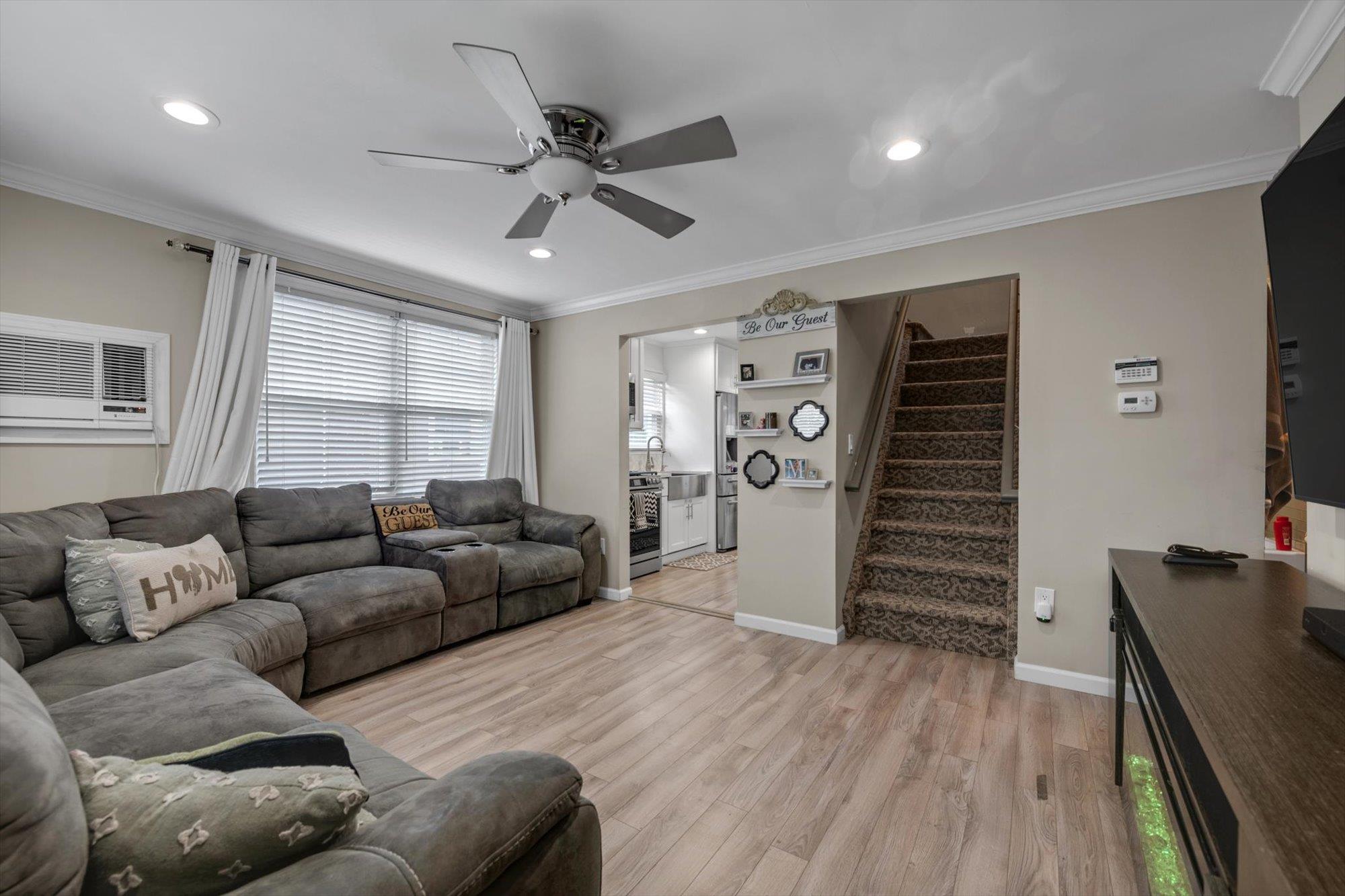 77 Landau Avenue, Elmont, New York image 6