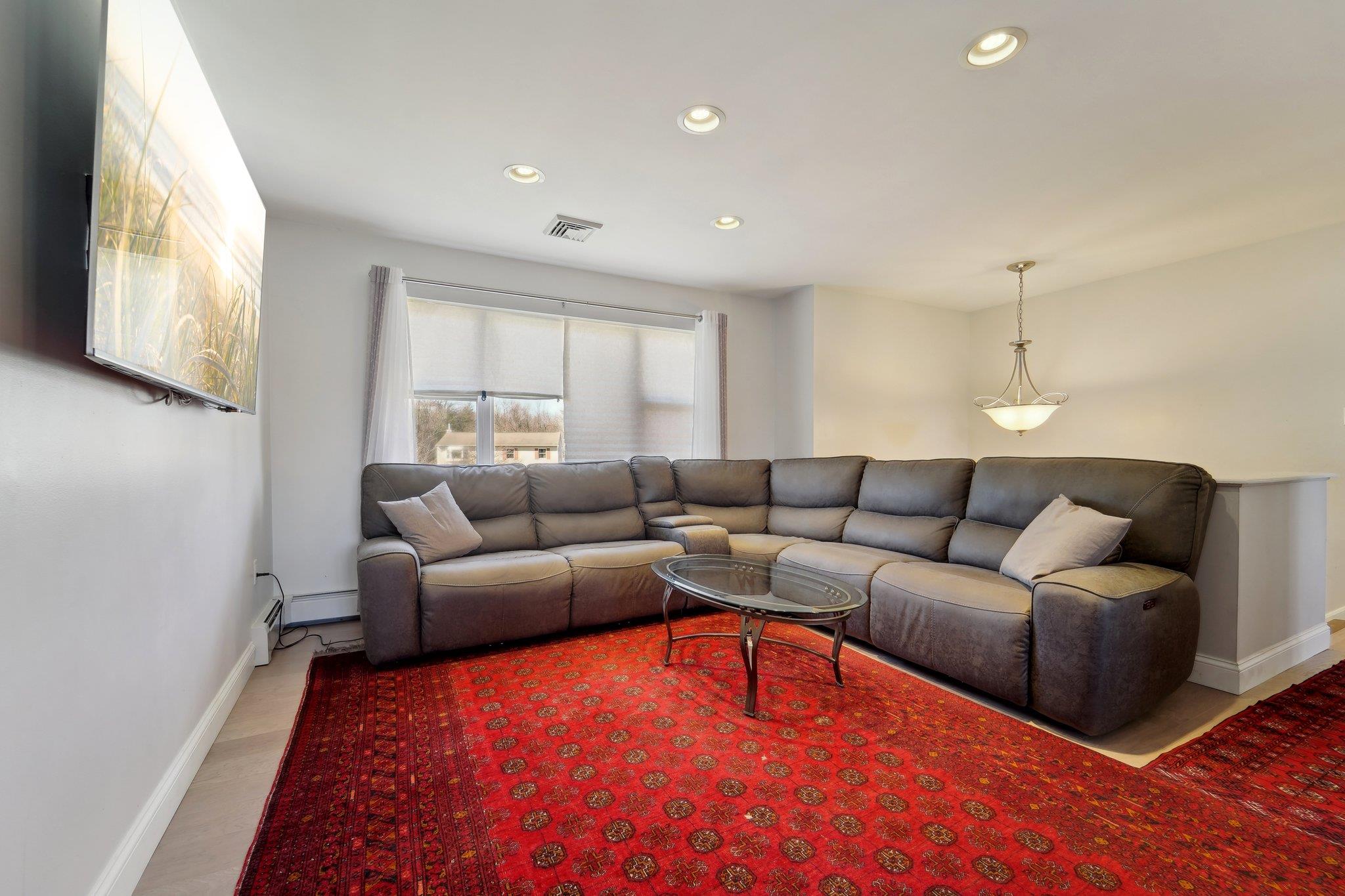 7 Harriet Lane, New City, New York image 5