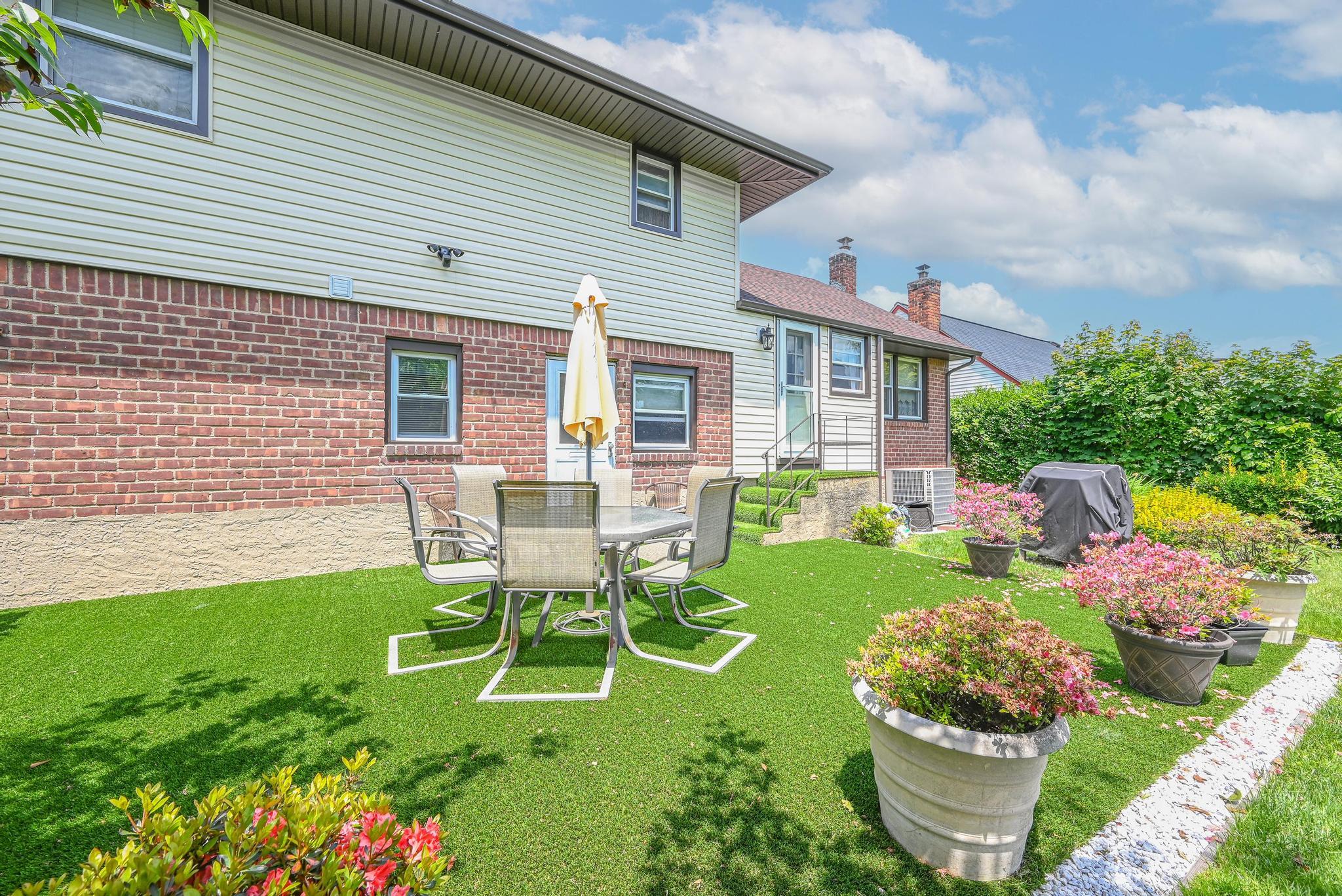 652 Shady Street, Hempstead, New York image 19