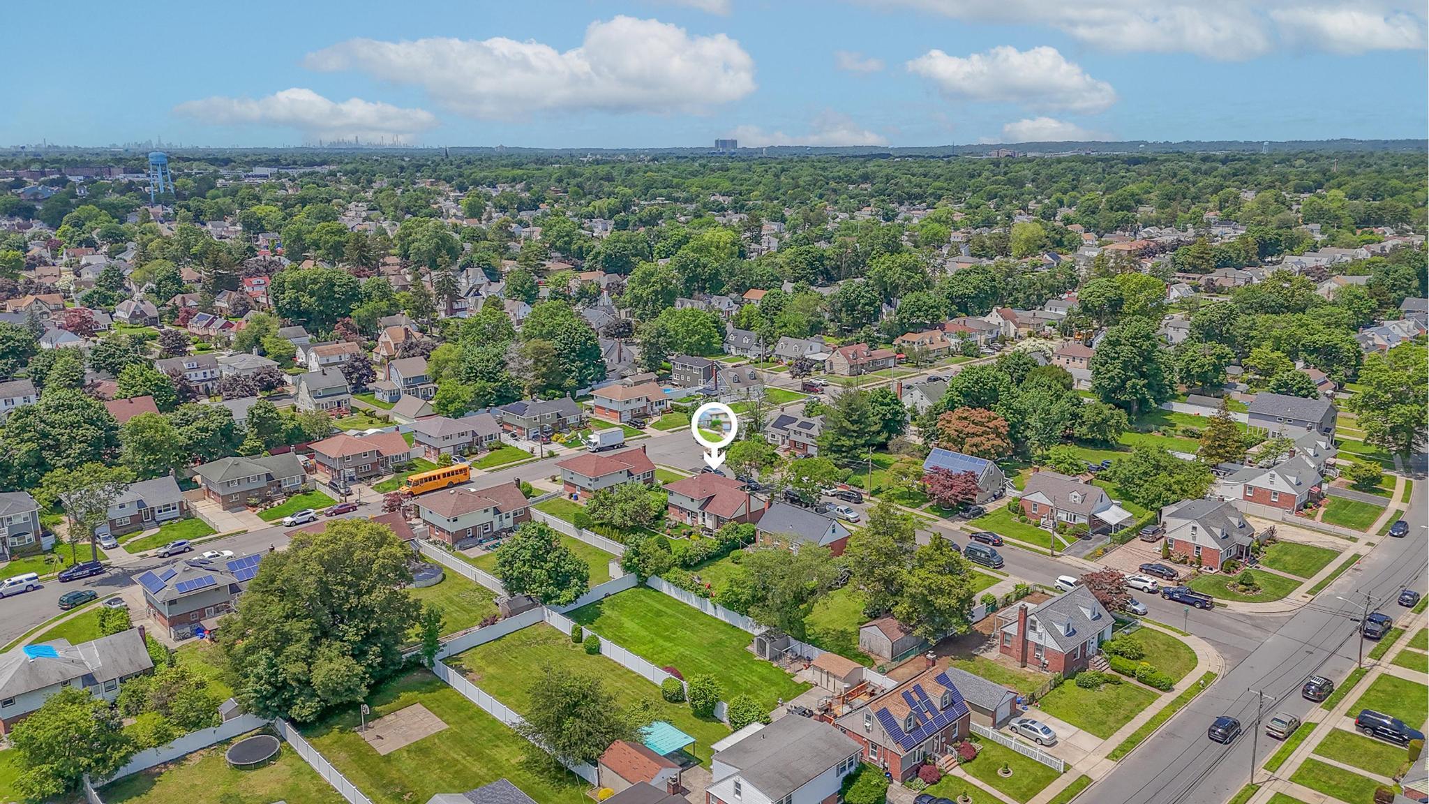 652 Shady Street, Hempstead, New York image 4