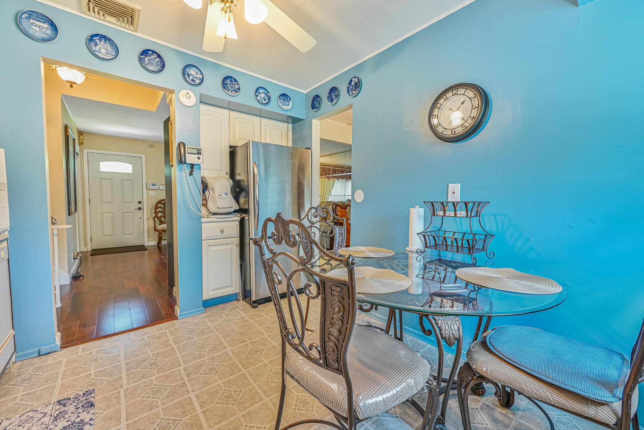 652 Shady Street, Hempstead, New York image 8