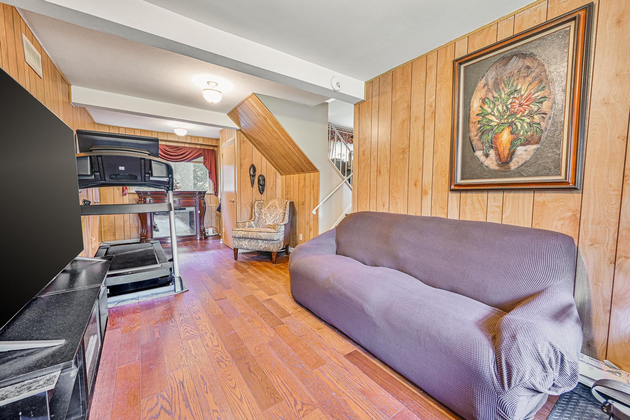 652 Shady Street, Hempstead, New York image 14