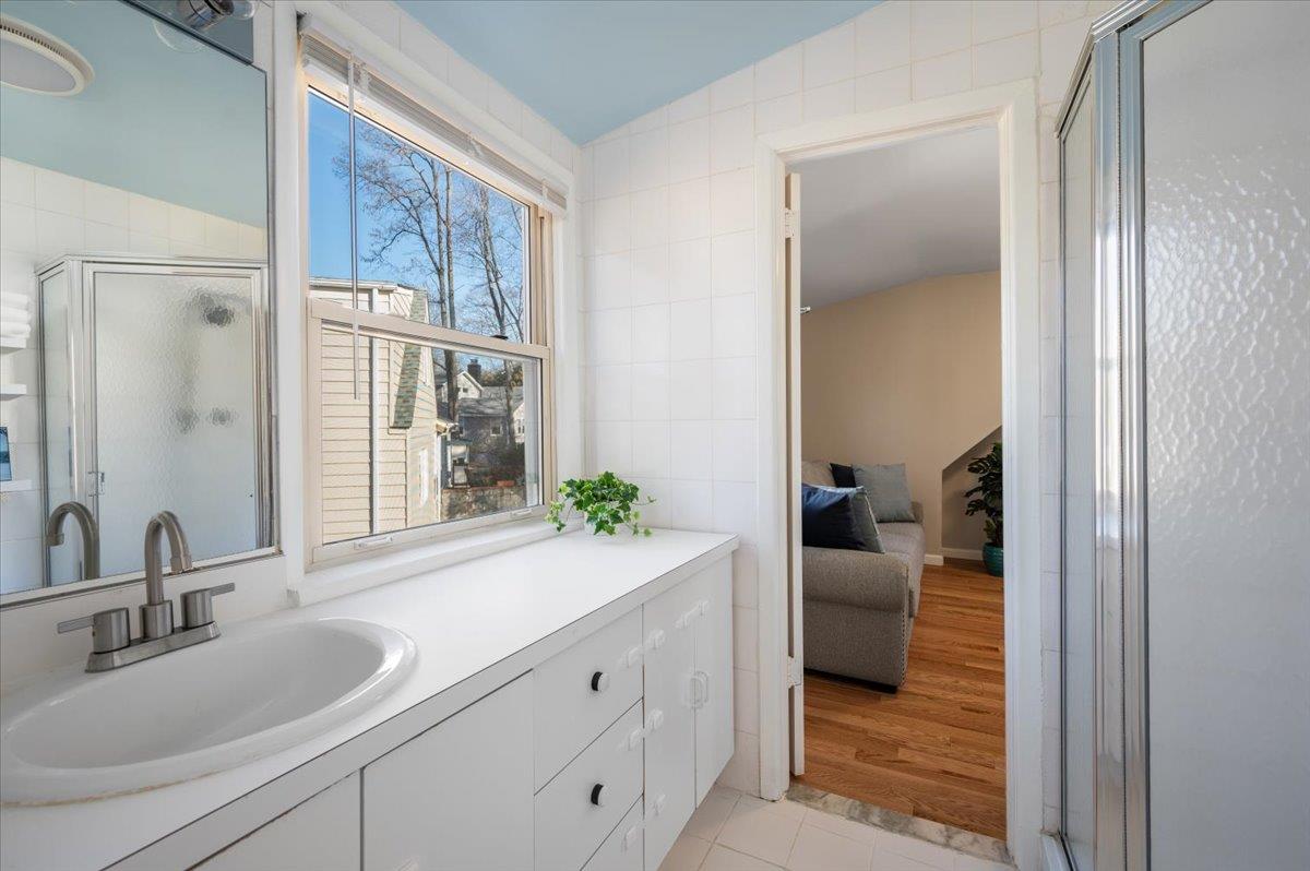 17 Highridge Road, New Rochelle, New York image 20