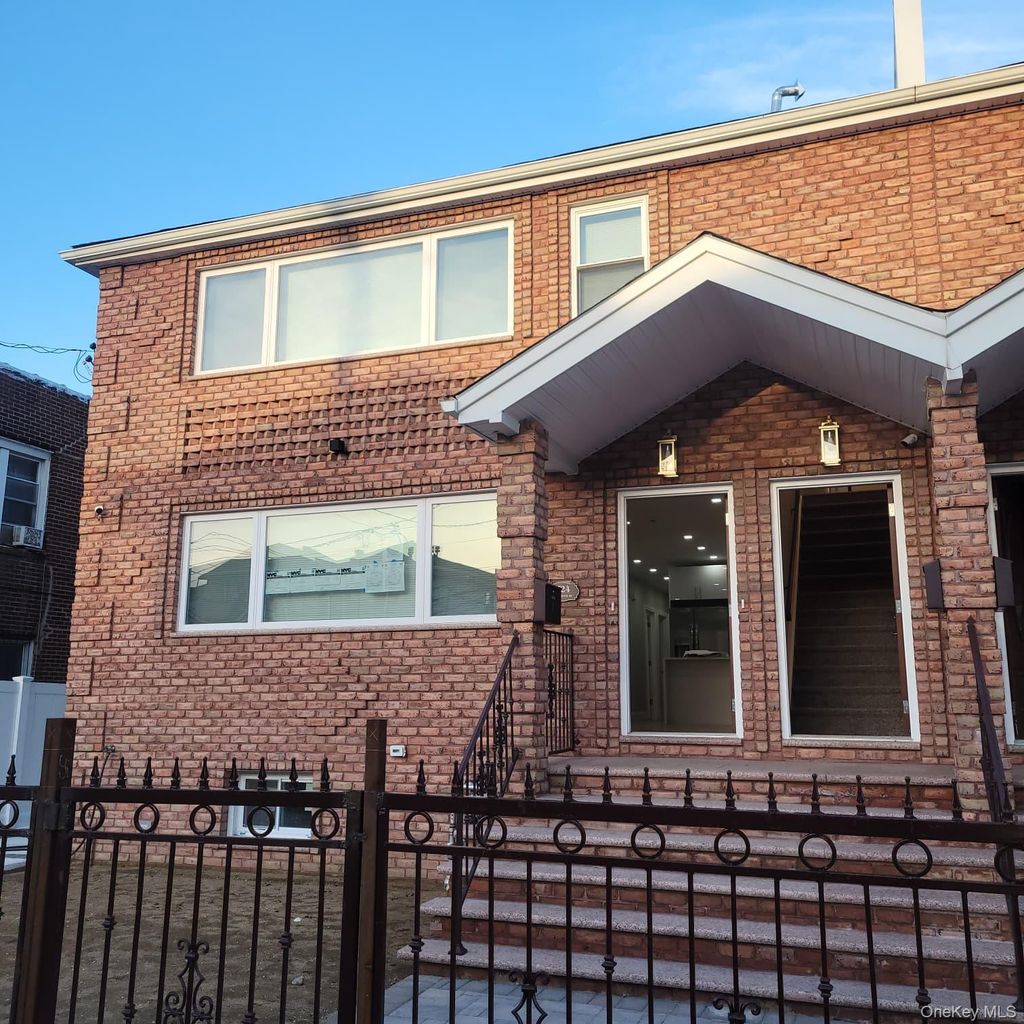 Photo of 1724 New Haven Avenue, Far Rockaway, NY 11691 (MLS # 946800)