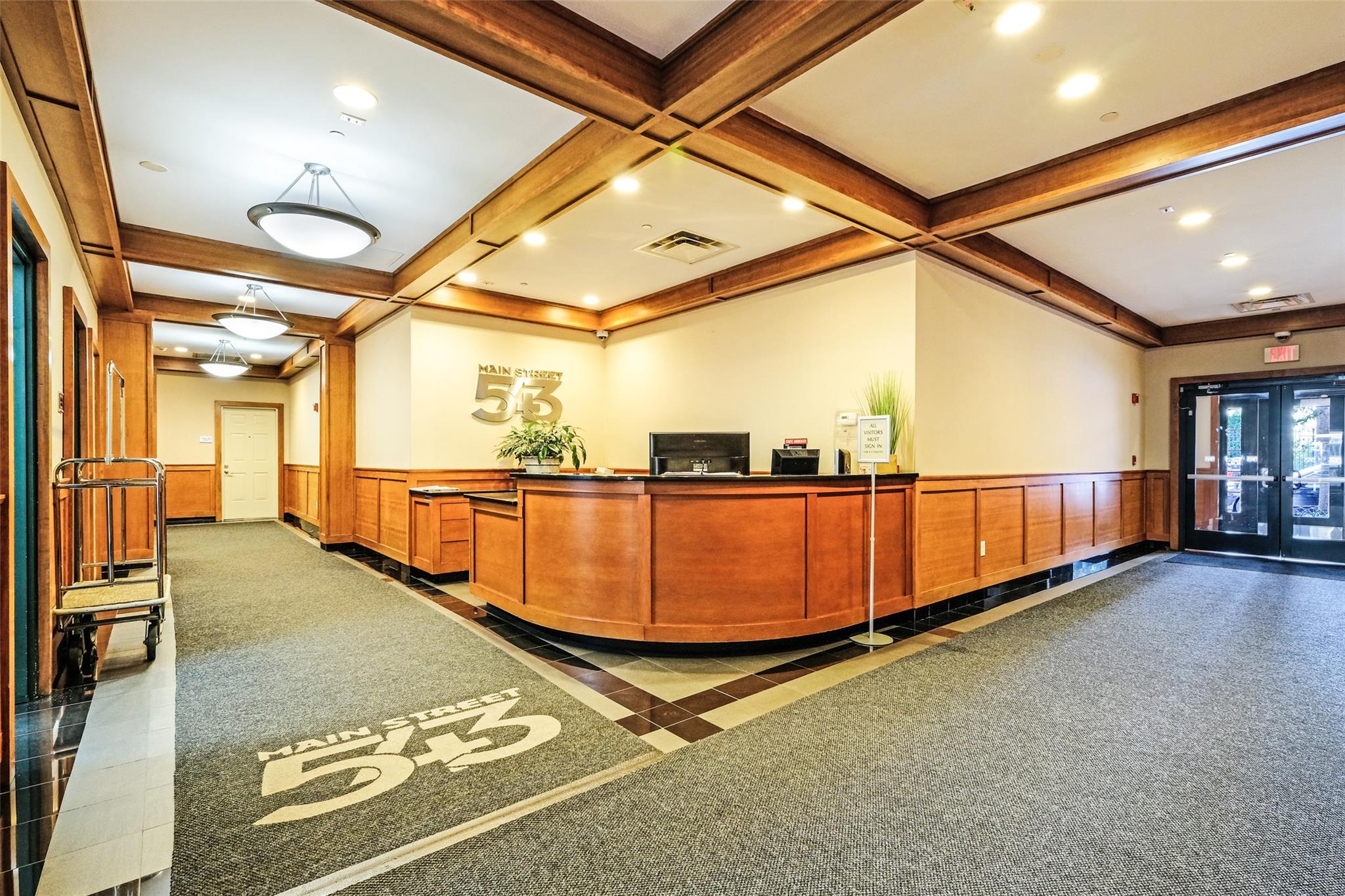 543 Main Street 201