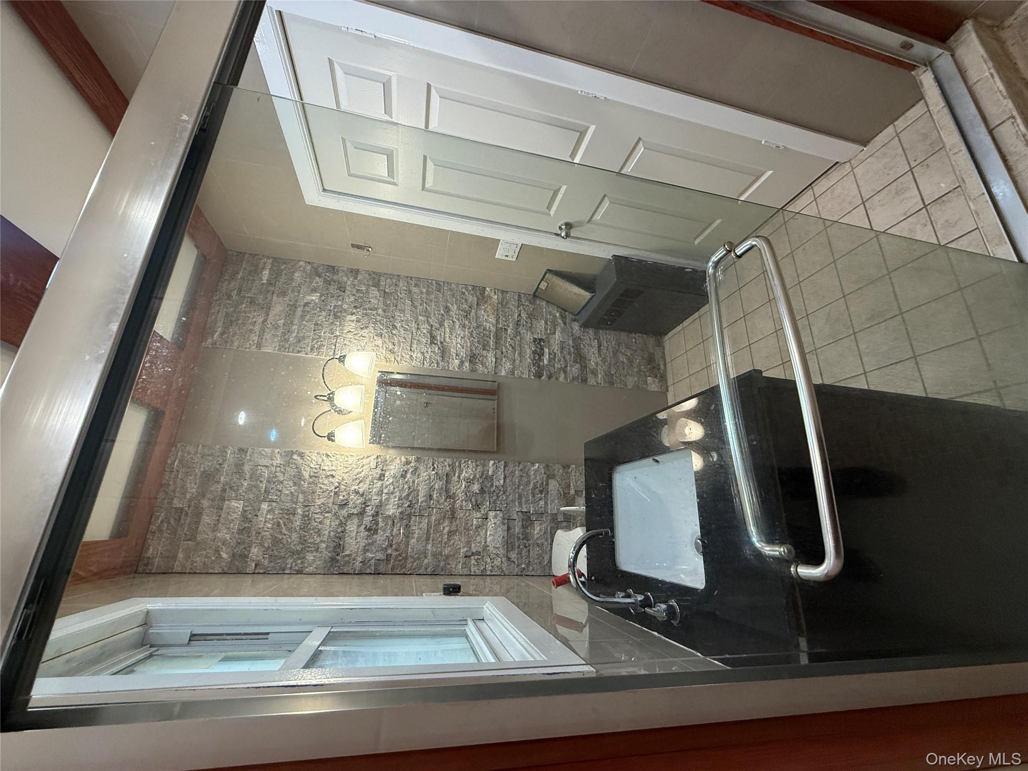 1722 Hunt Avenue 1st floor