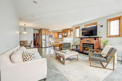 66-71 74th Street Middle Village NY 11379