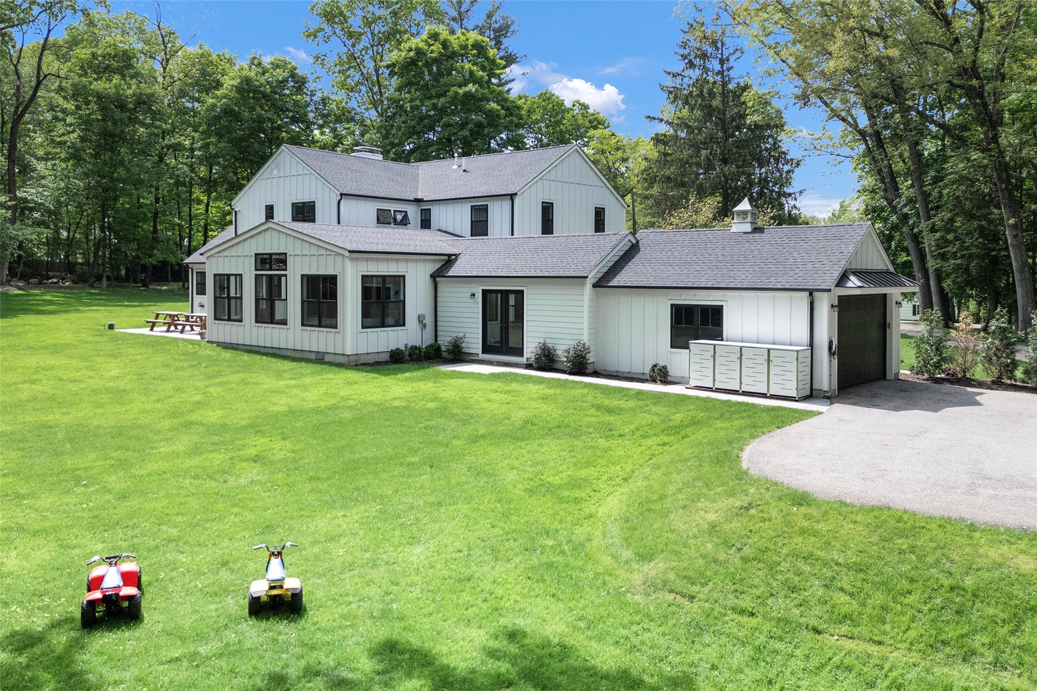 35 Ivy Hill Road, Chappaqua, New York image 32