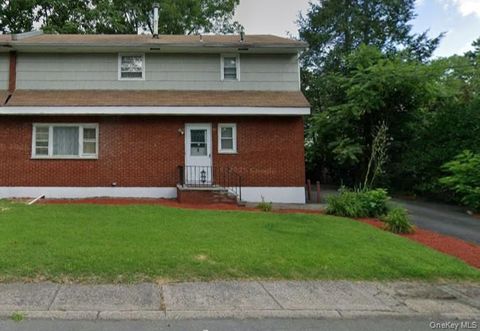 Photo of 3 Ruby Street, Suffern, NY 10901 (MLS # 924561)
