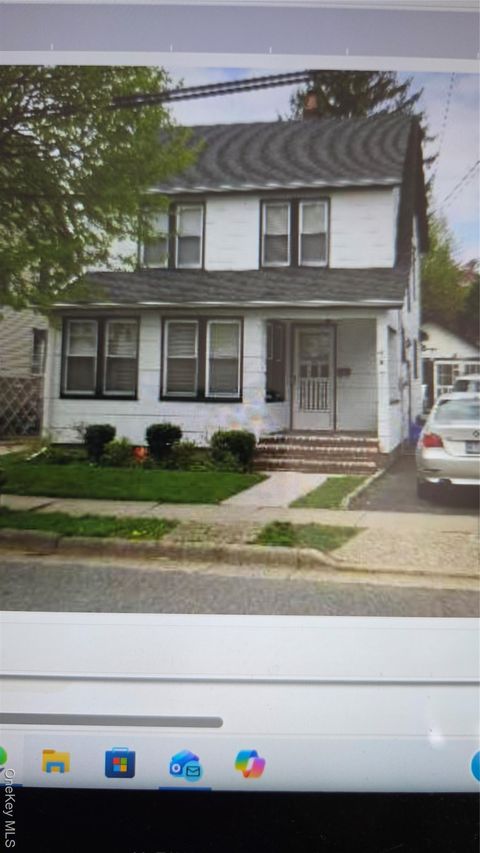 Homes For Sale - 49 Fairview Boulevard<br/> Hempstead, NY 11550