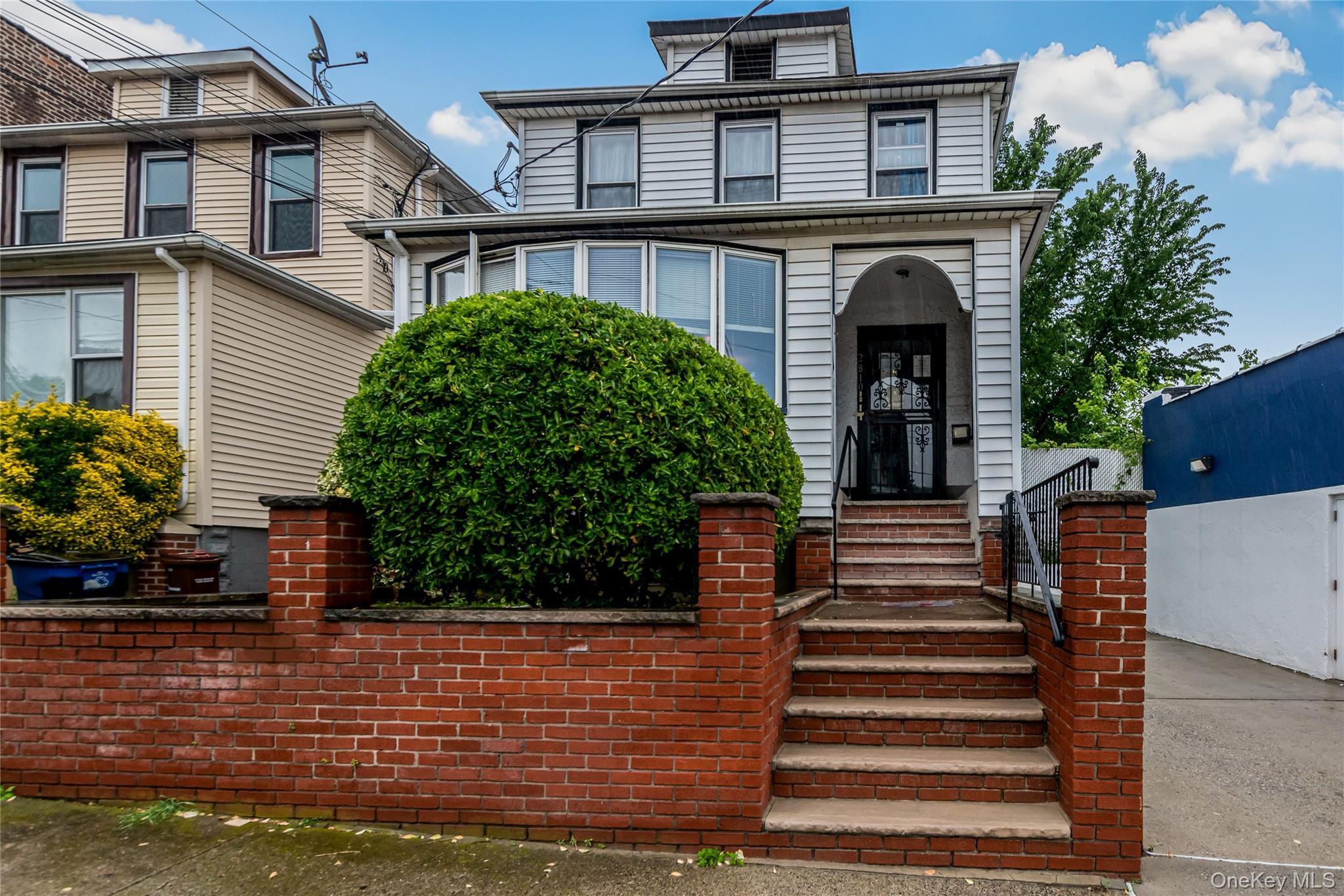 Photo 1 of 17 — 2810 Harrington Avenue, Bronx, NY 10461
