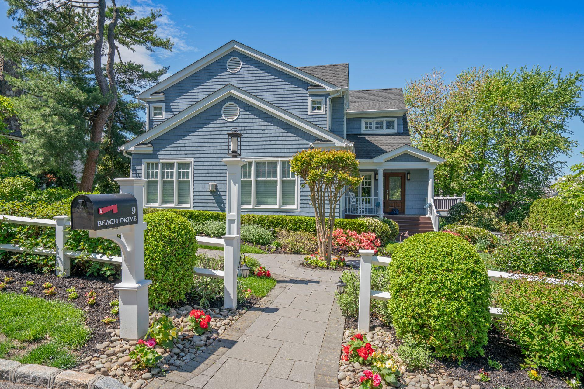 9 Beach Drive, Huntington Bay, New York image 4